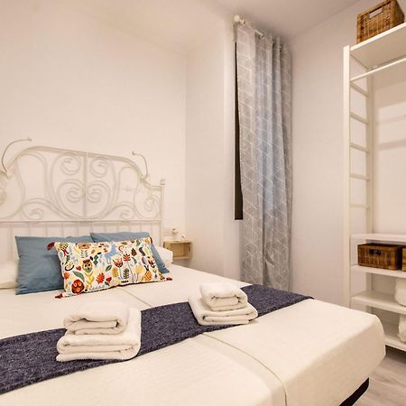 Pere Serafi 2 bedroom apartment Barcelona Exteriör bild