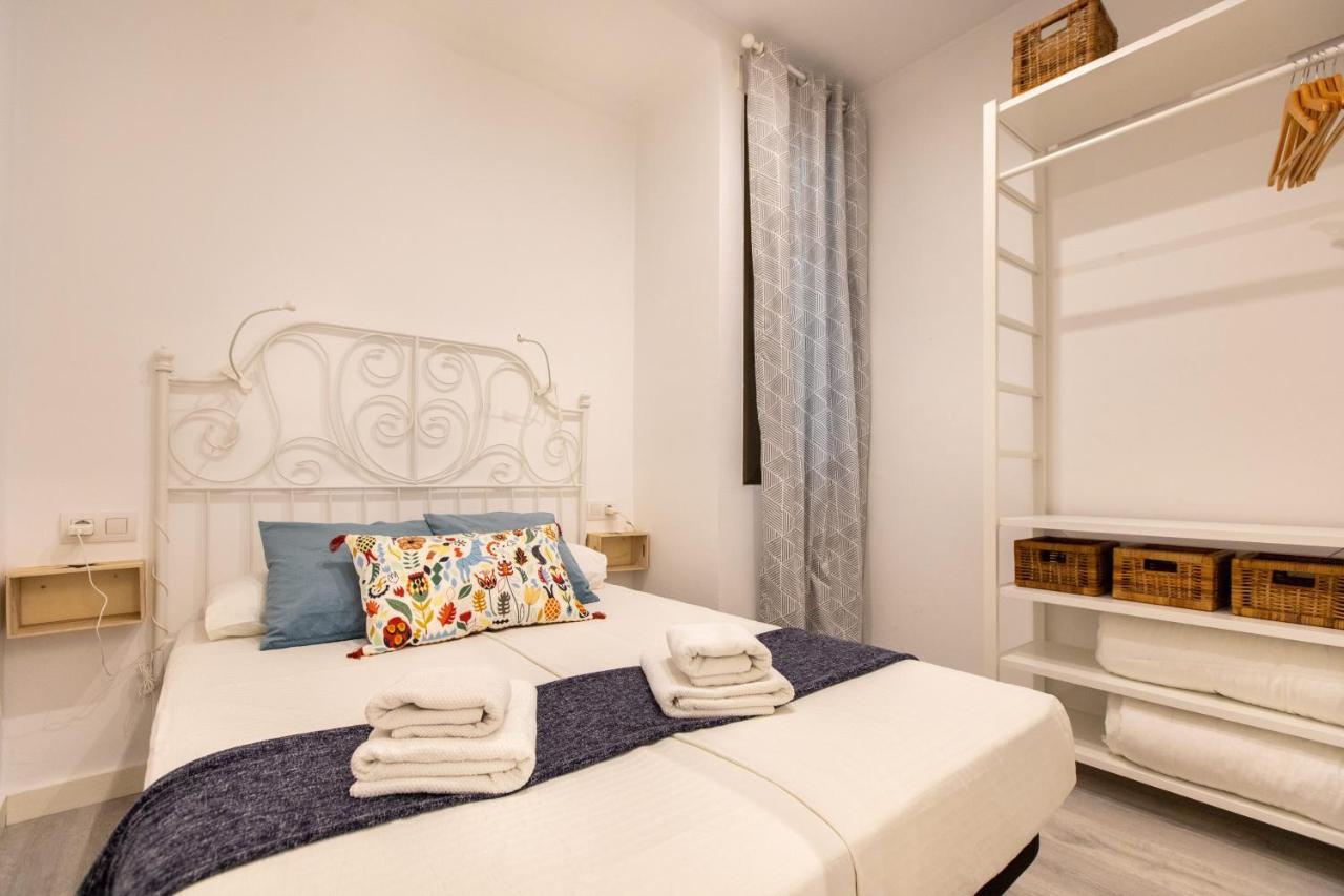 Pere Serafi 2 bedroom apartment Barcelona Exteriör bild