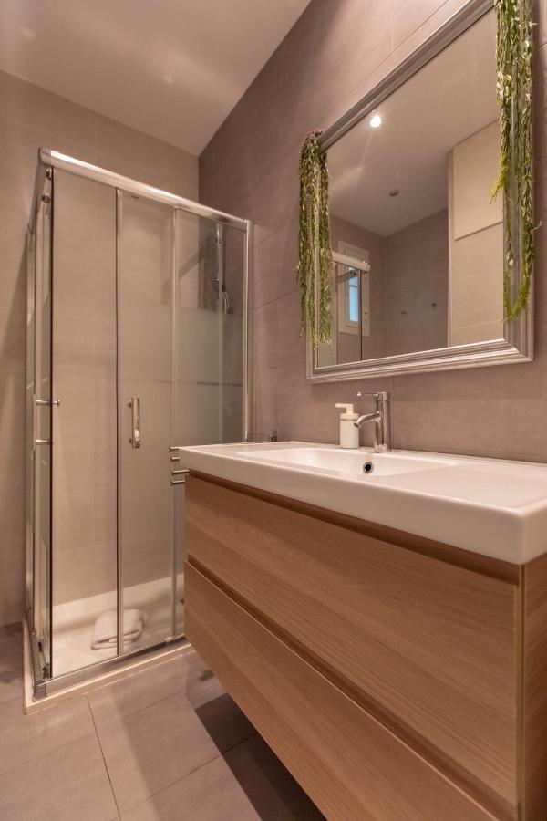 Pere Serafi 2 bedroom apartment Barcelona Exteriör bild