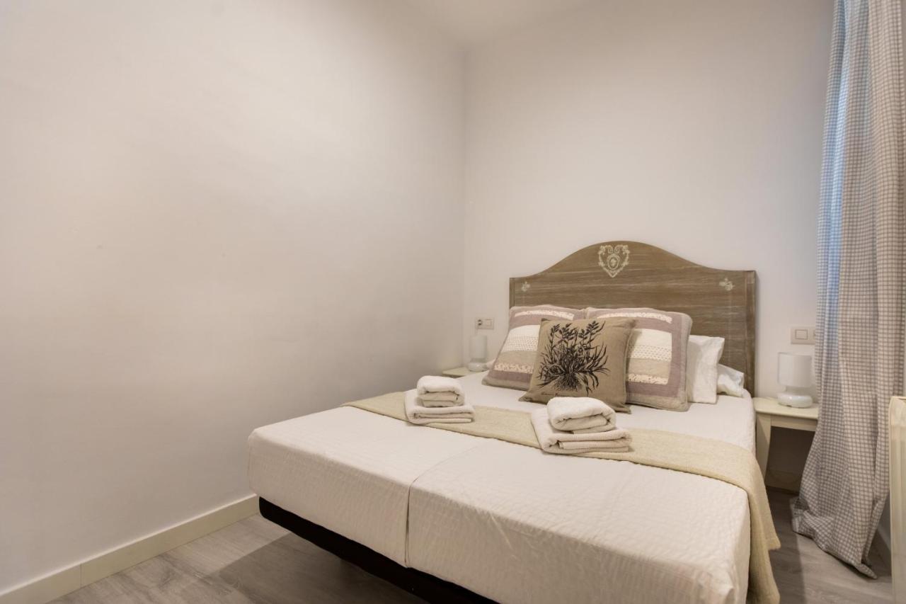 Pere Serafi 2 bedroom apartment Barcelona Exteriör bild