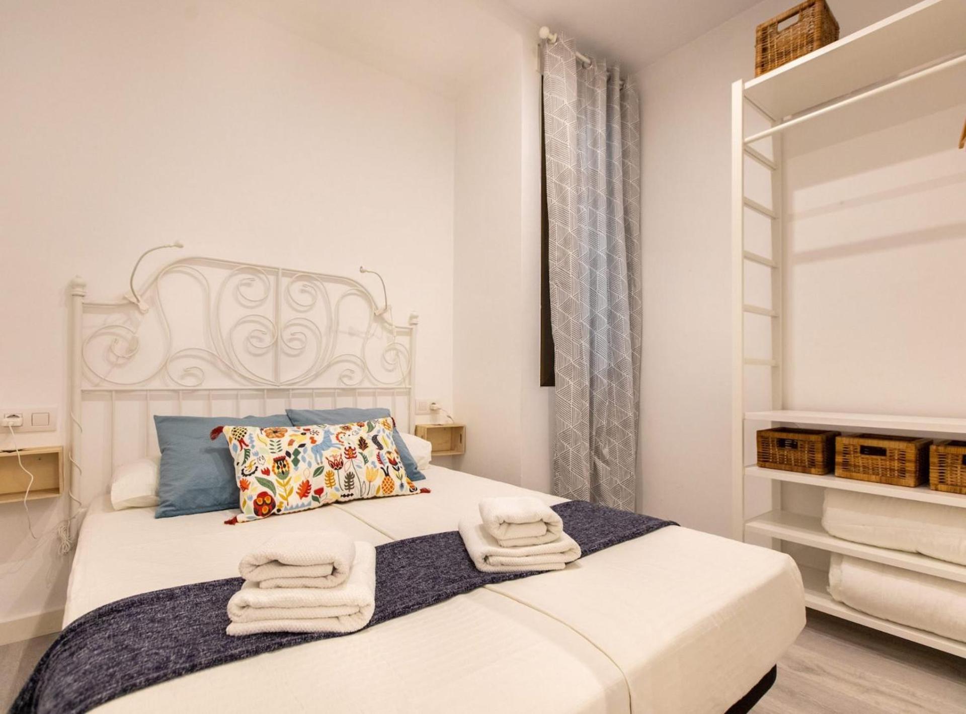 Pere Serafi 2 bedroom apartment Barcelona Exteriör bild